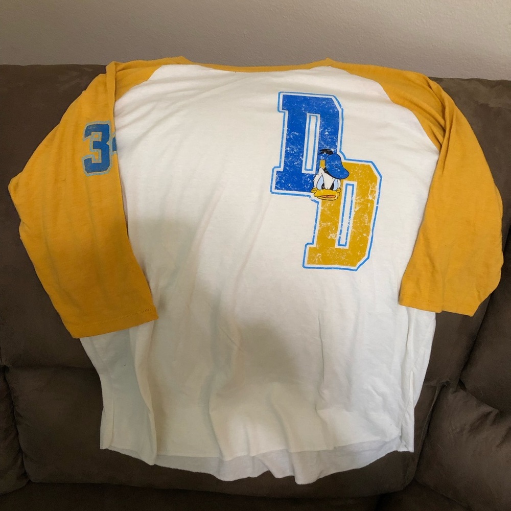 NWT Donald Duck women’s baseball tee